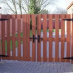 Как выбрать распашные ворота и калитку: практическое руководство без лишней воды