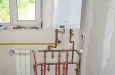Как выполнить подключение тёплого водяного пола в доме от газового котла?